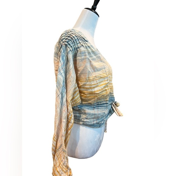 Free People Maldives Surplice wrap top Medium - Picture 7 of 8